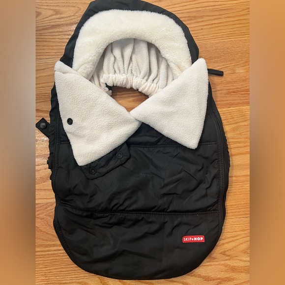 Skip Hop Stroll and Go Winter Car Seat Cover - Picture 3 of 4